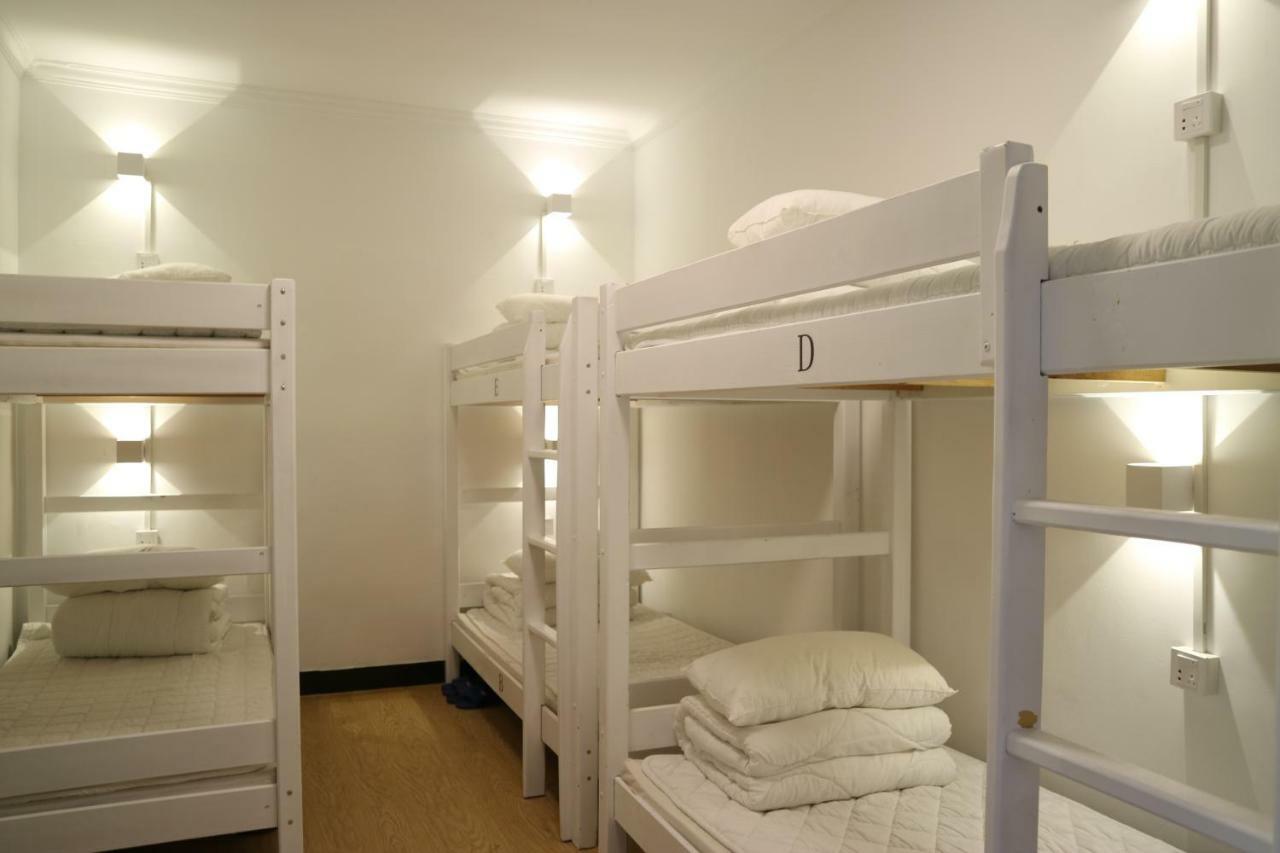 Хостел Beijing Leo Courtyard Екстер'єр фото